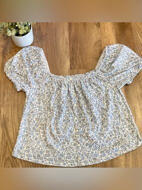 American Eagle Floral 100% Cotton Top Cottage Cor